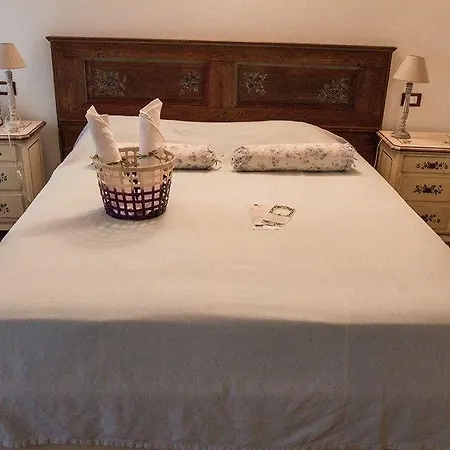 Ai Frutti Di Volta Room&breakfast Bed & Breakfast Ferrara