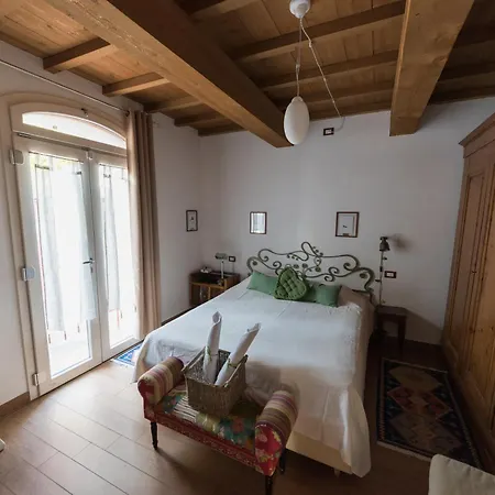 Bed & Breakfast Ai Frutti Di Volta Room&breakfast